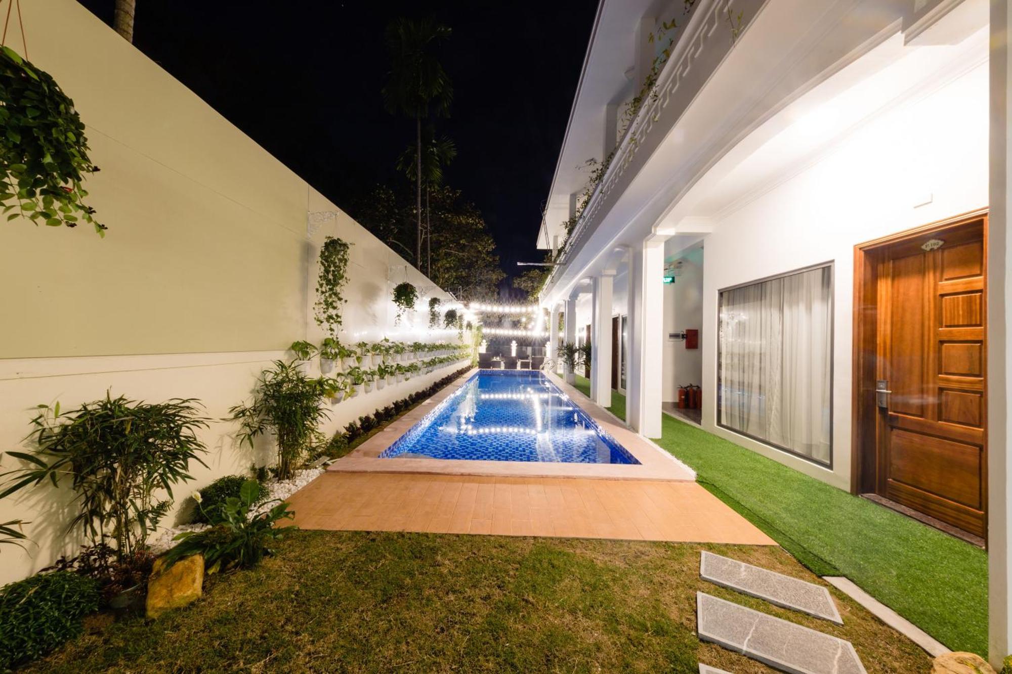 Dkd Trio Hotel Hue Bagian luar foto